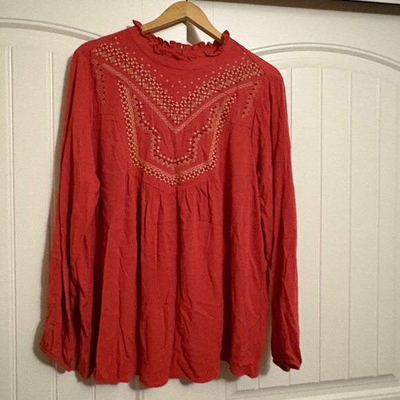 Torrid Washable Crinkle Gauze Relaxed Embroidered Blouse Baked Apple Size 1 1X - Picture 1 of 3